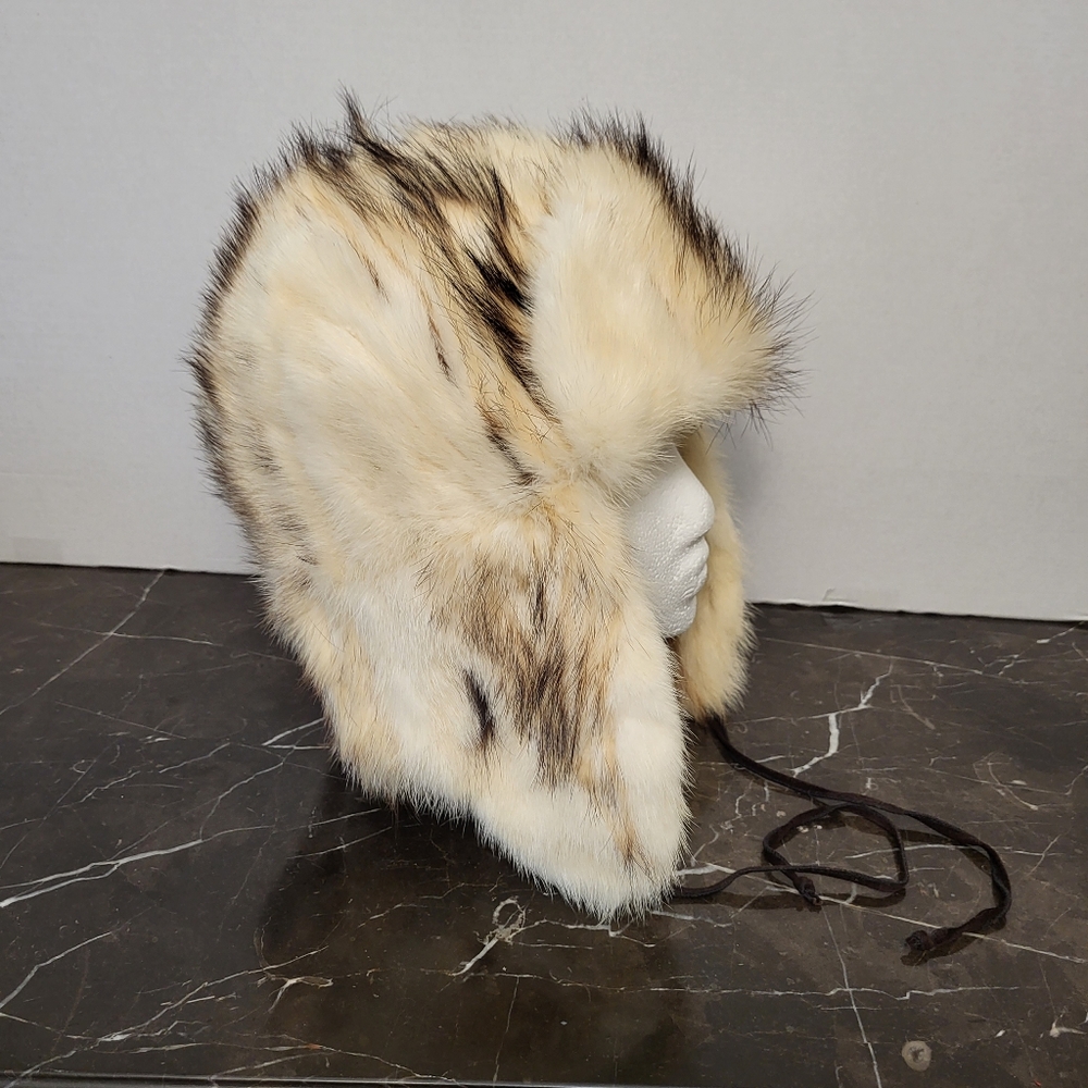 Real Fur - Picture 4 of 15